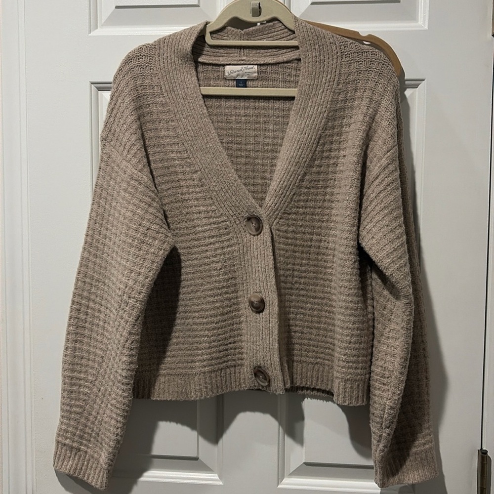 Universal thread cardigan